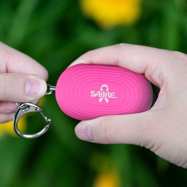 Schrillalarm 2-in-1 Personal Alarm mit LED Licht & Karabinerhaken, pink